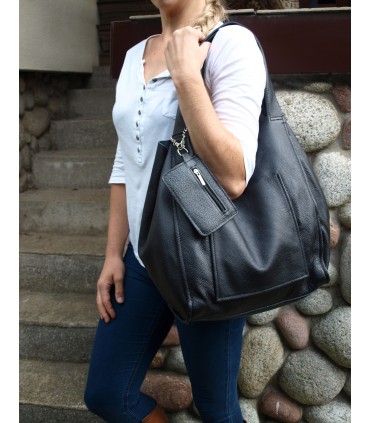 Skórzana  Torebka Worek Listonoszka 2w1 z kosmetyczką  Czarna