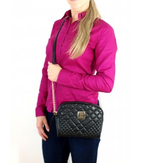 Monnari Czarna Torebka Listonoszka Pikowana z Łańcuszkiem