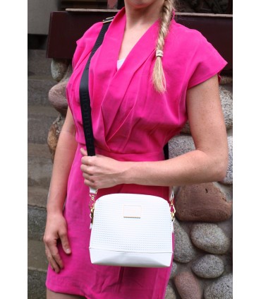 Monnari Torebka Listonoszka Chanelka Pikowana Biała