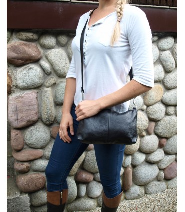 Skórzana  Torebka Worek Listonoszka 2w1 z kosmetyczką CZEKOLADA