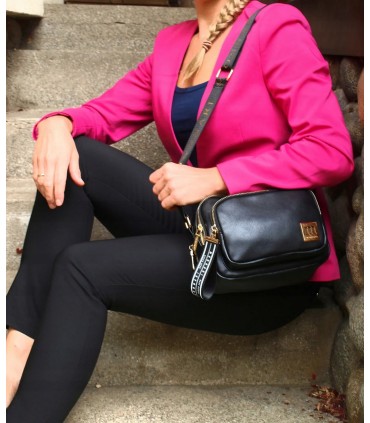 Monnari Torebka Listonoszka 2 przegrody Kolecja PREMIUM Czarna z zawieszką