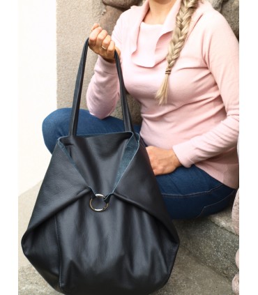 2in1 schwarze Lederhandtasche mit Kosmetiktasche