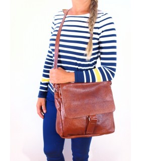 Leather cognac brown handbag, crossbody bag