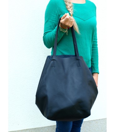 2in1 schwarze Lederhandtasche mit Kosmetiktasche